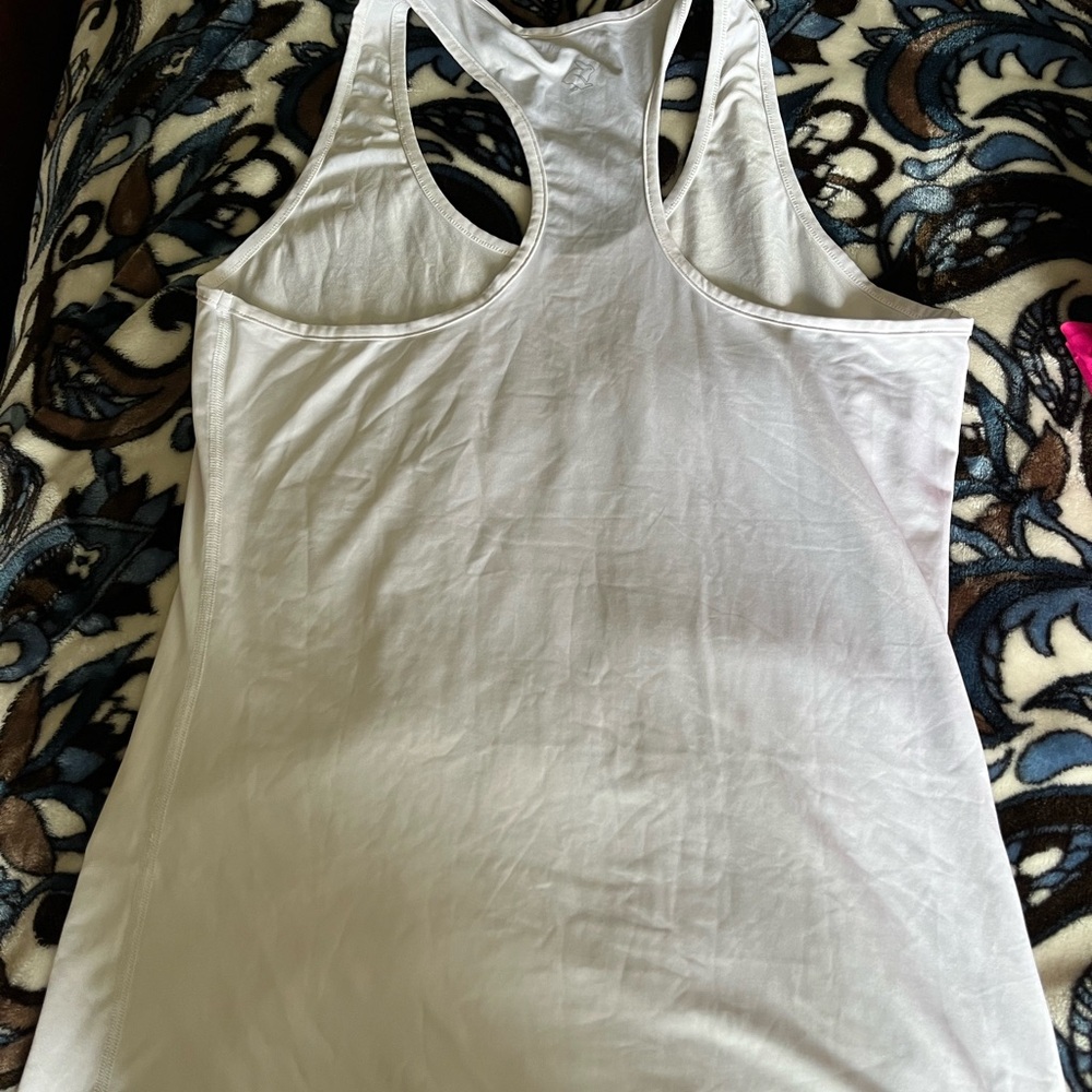 Rabbit running tank top small - Picture 2 of 2